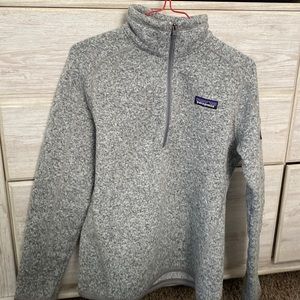 Womens Small, Gray Patagonia quarter zip